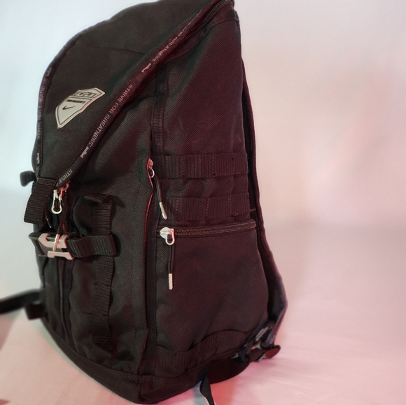 Lebron 'Strive For Greatness' Backpack - Picture 3 of 8